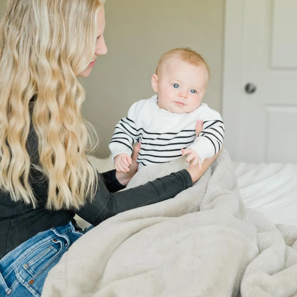 GRAND FAUX FUR RECEIVING BLANKETS