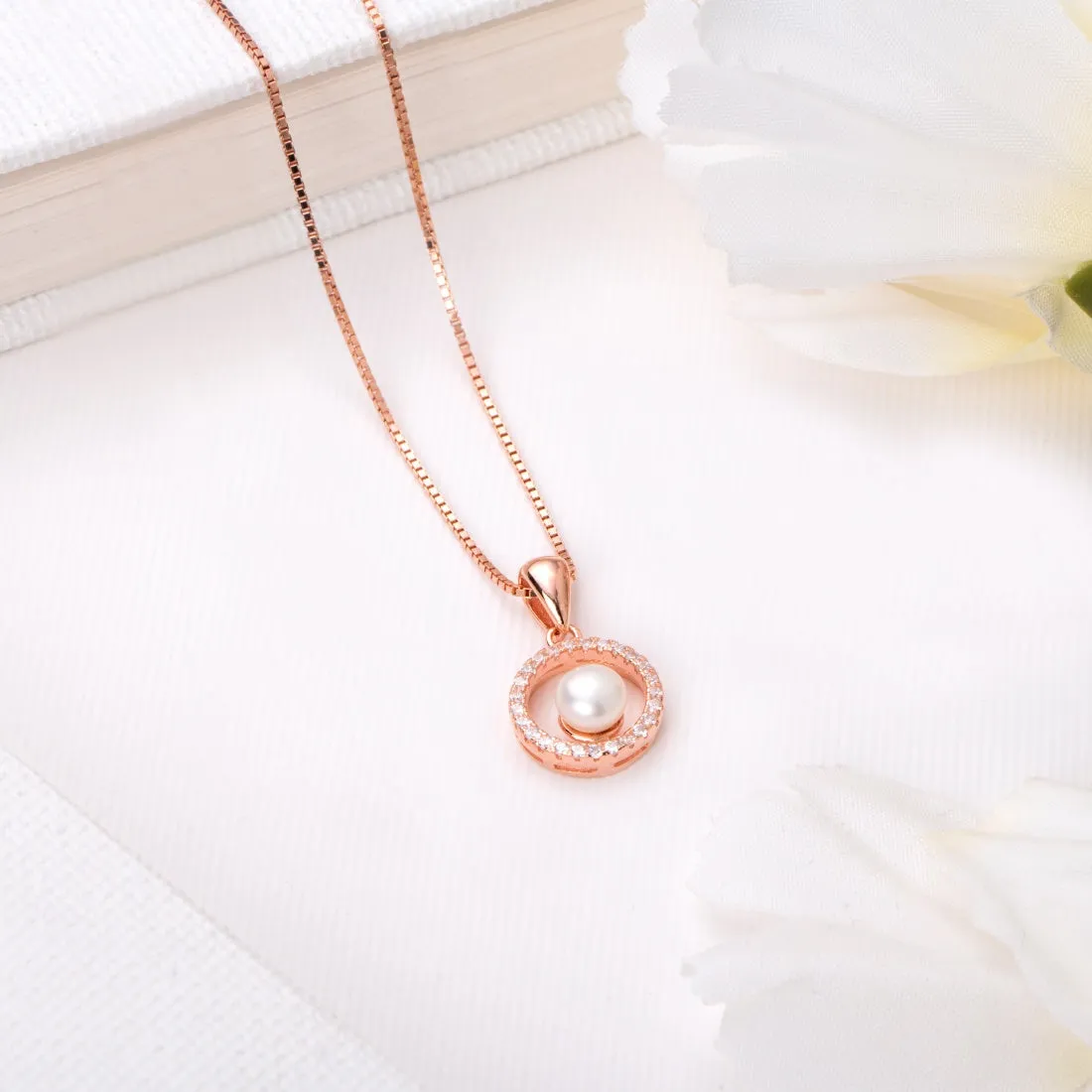 Pearl Embrace Rose Gold-Plated 925 Sterling Silver Circle Pendant with Chain