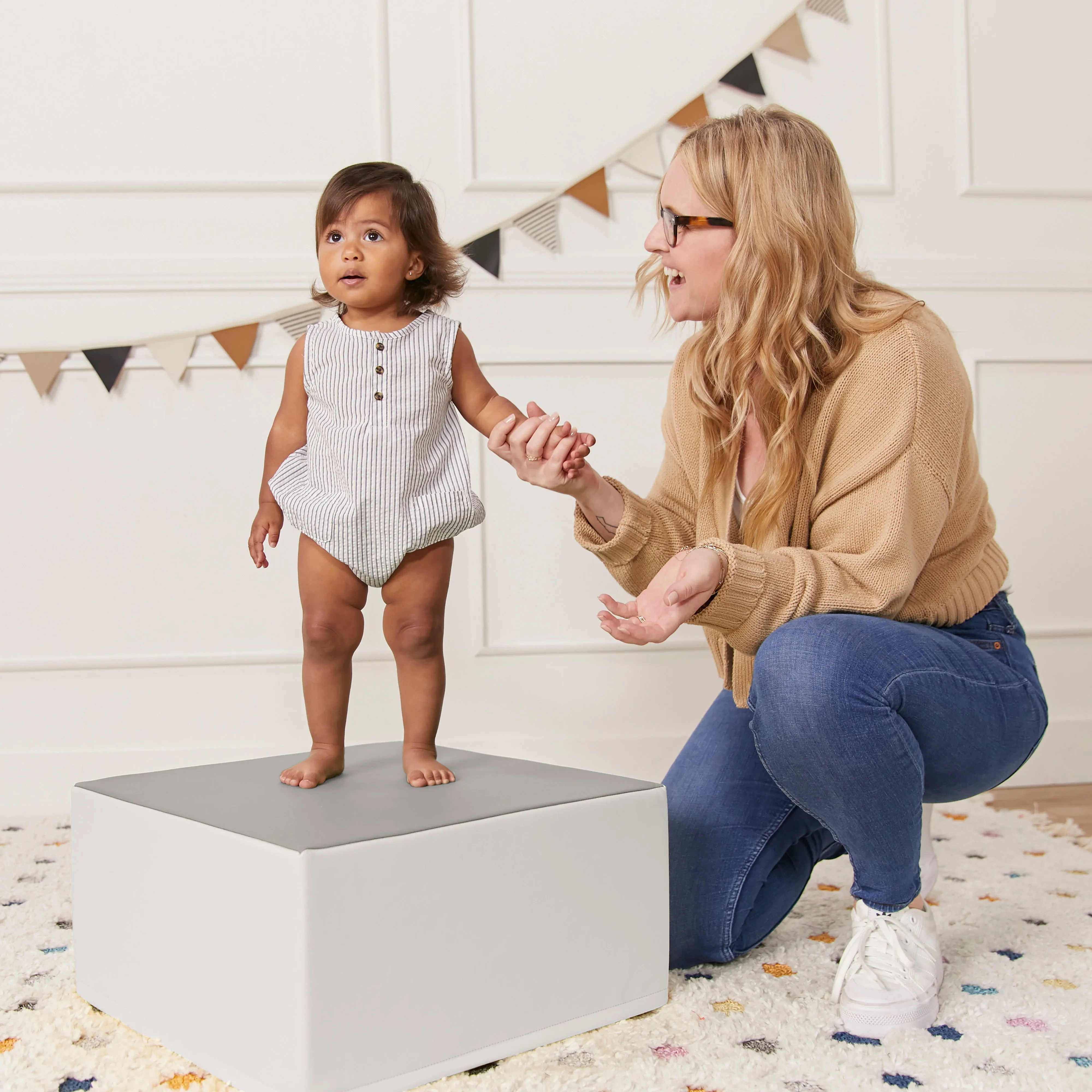 Pedestal, Beginner Playset