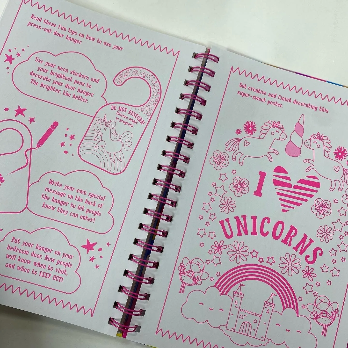Unicorns : Neon Creations